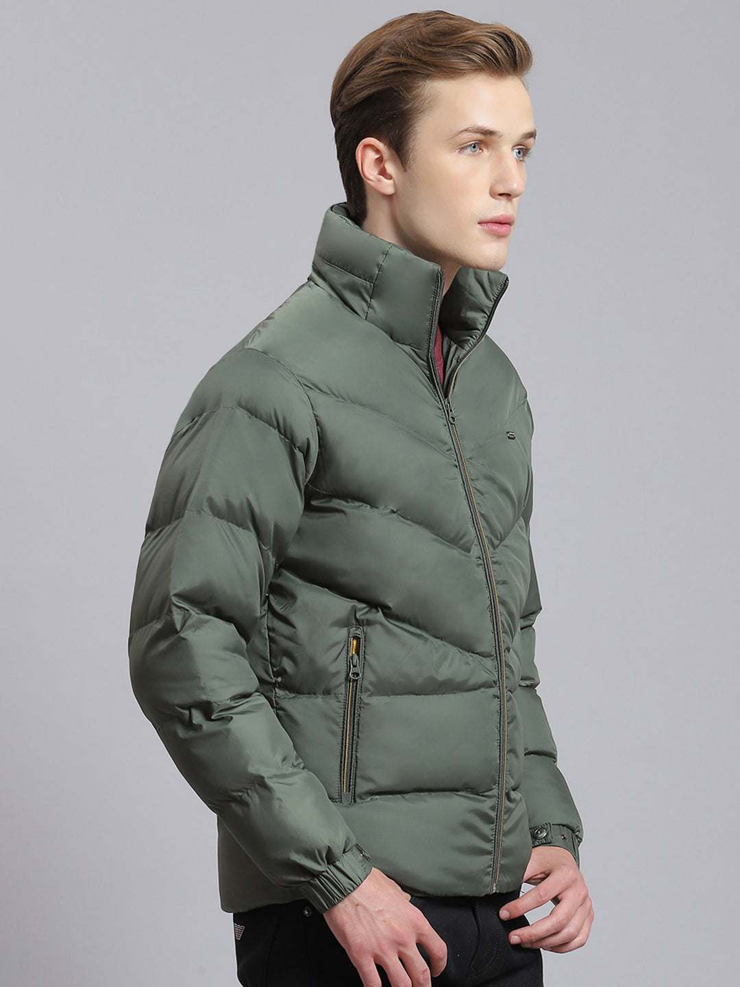 Men Green Solid Hooded Full Sleeve Jacket