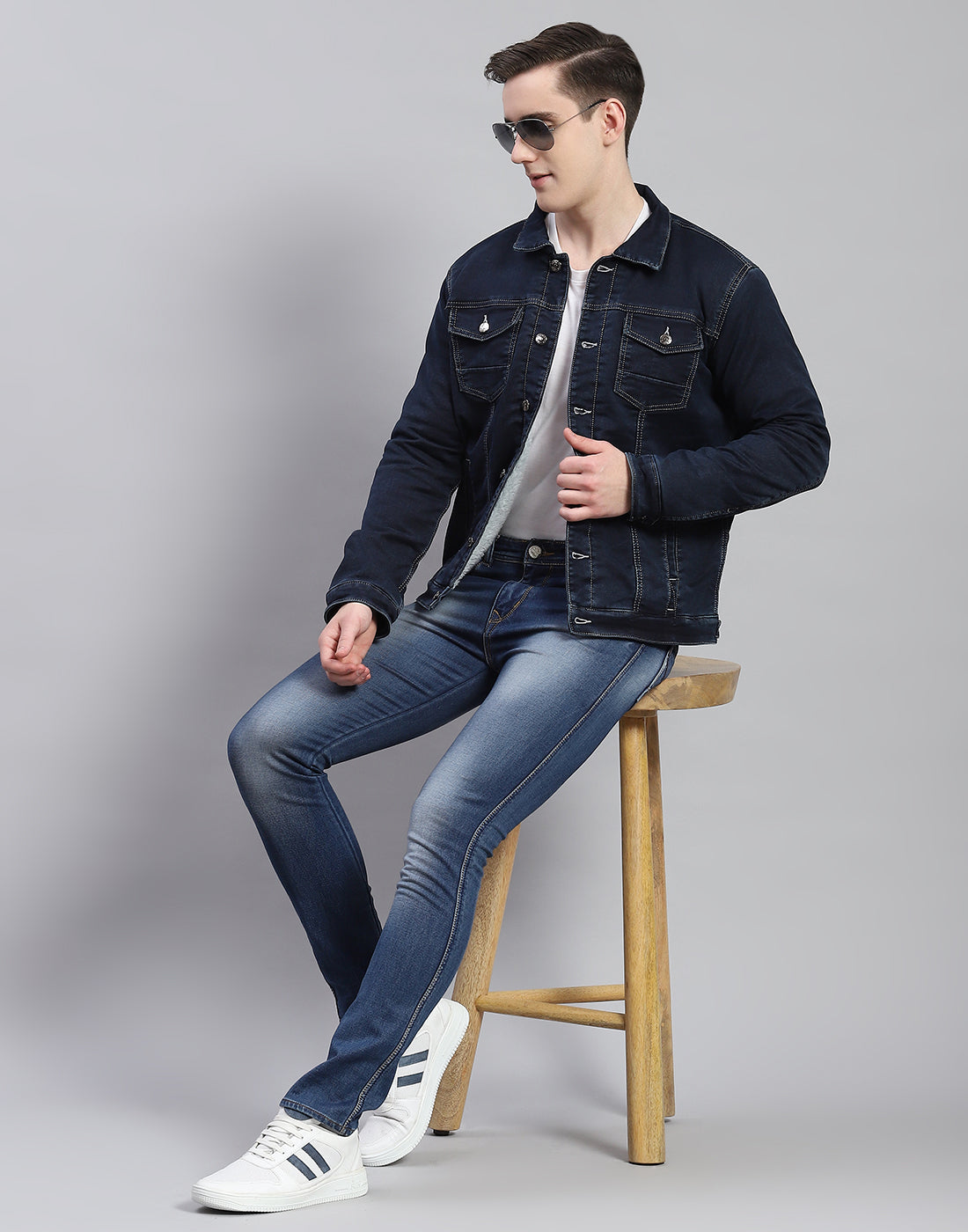 Men Navy Blue Solid Collar Full Sleeve Jacket