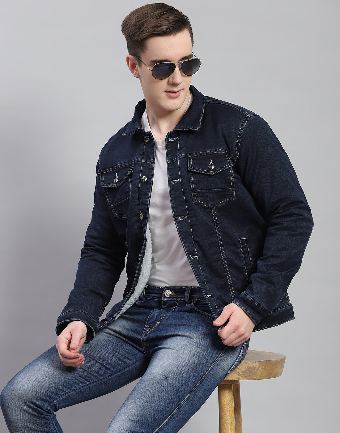 Men Navy Blue Solid Collar Full Sleeve Jacket