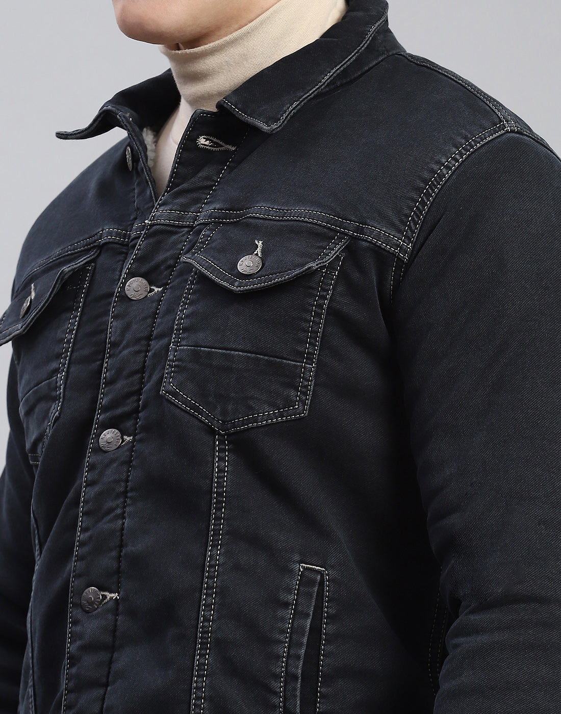 Men Grey Solid Collar Full Sleeve Jacket