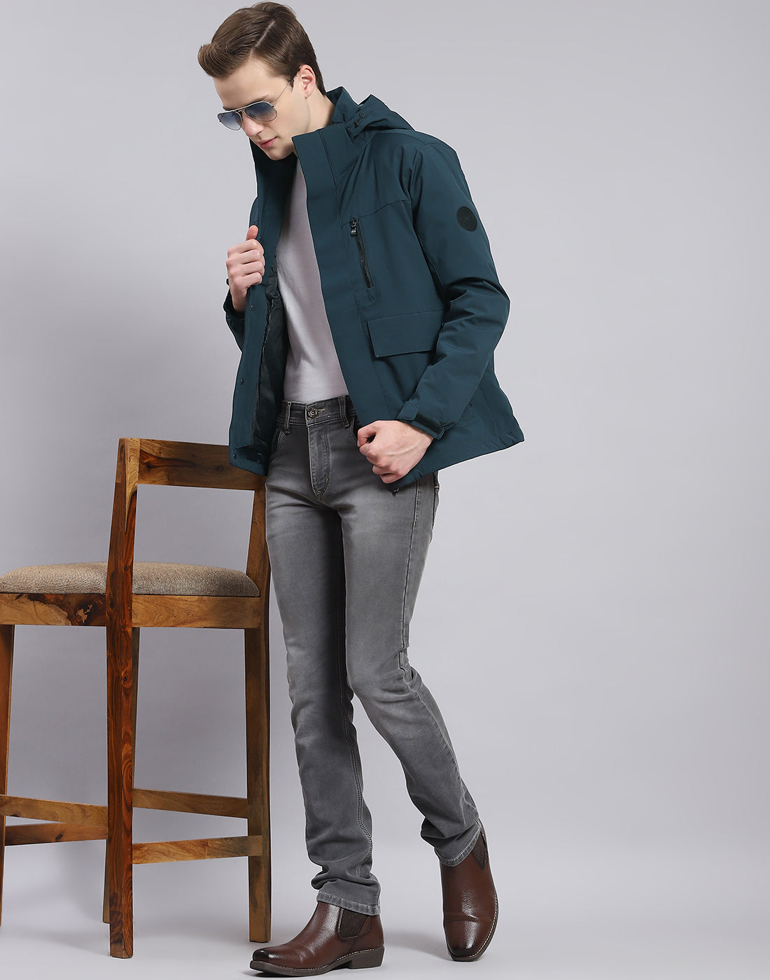 Men Teal Blue Solid Hooded Full Sleeve Jacket