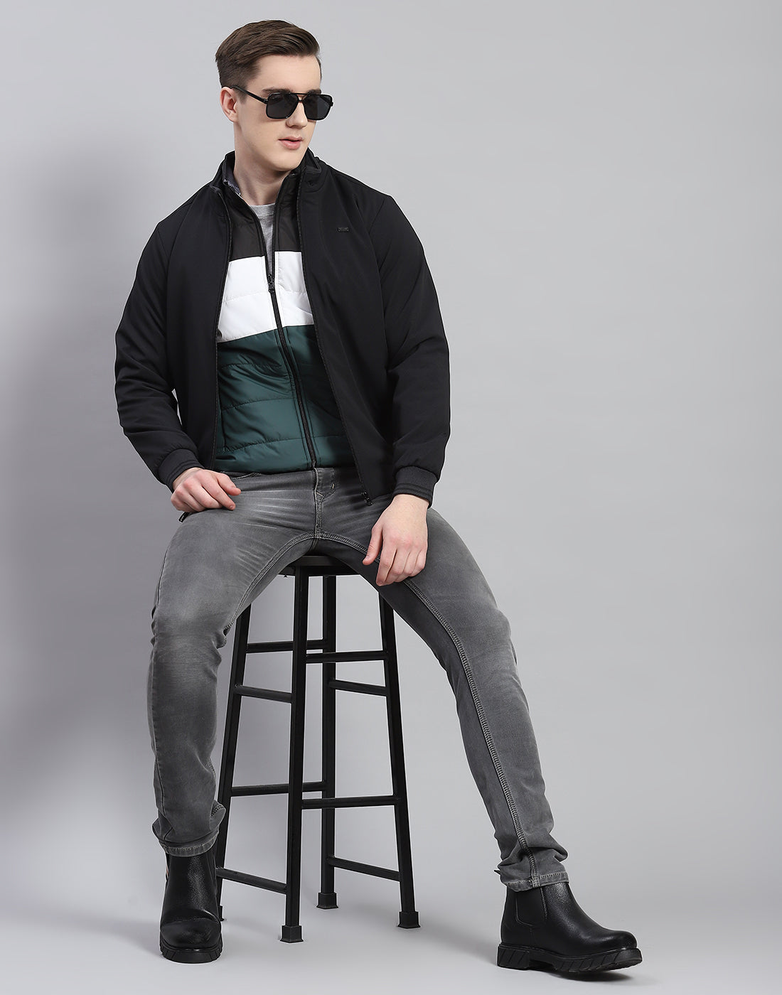 Gant Men Black Solid Stand Collar Sleeveless Puffer Jacket