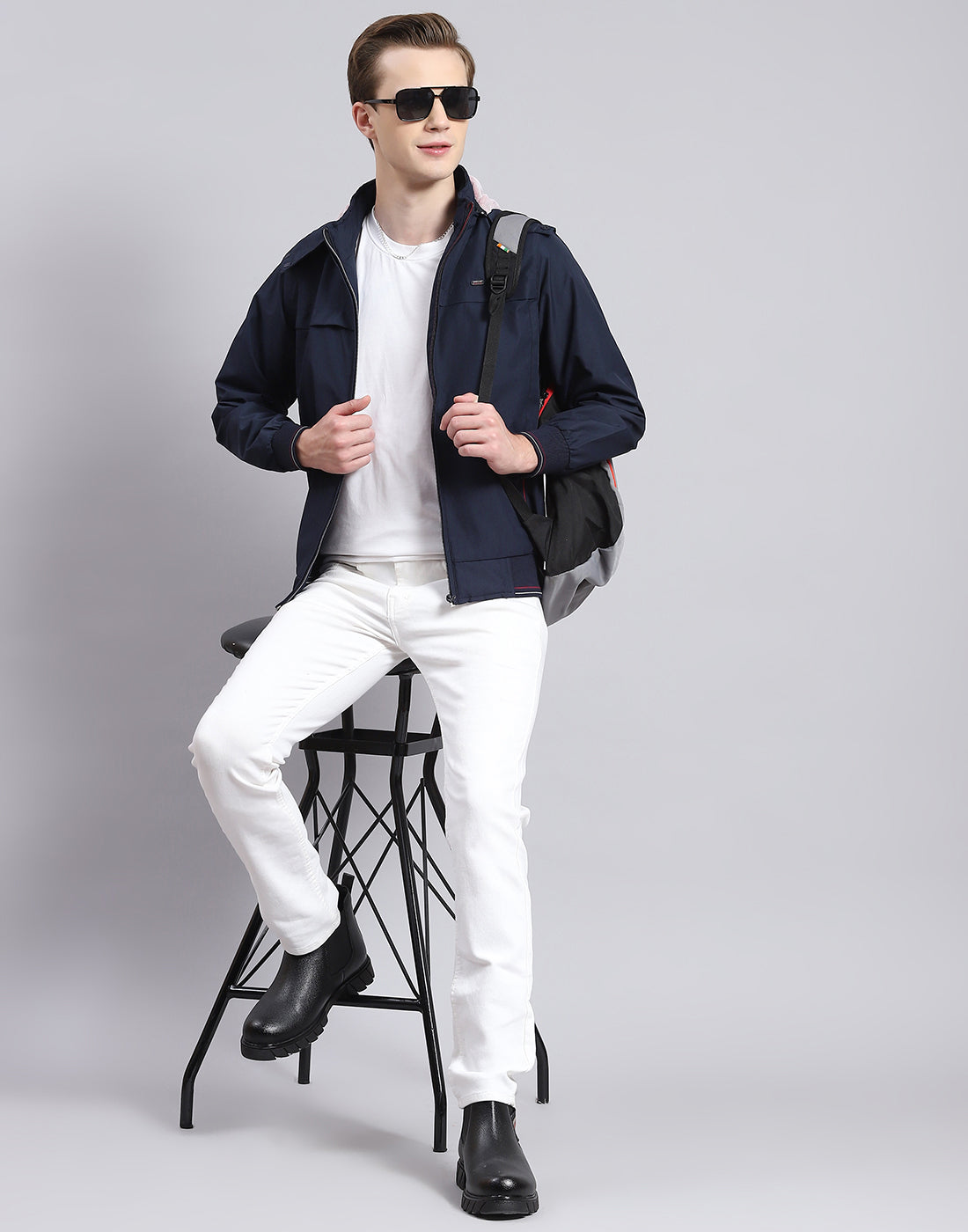 Men Navy Blue Solid Hooded Full Sleeve Jacket