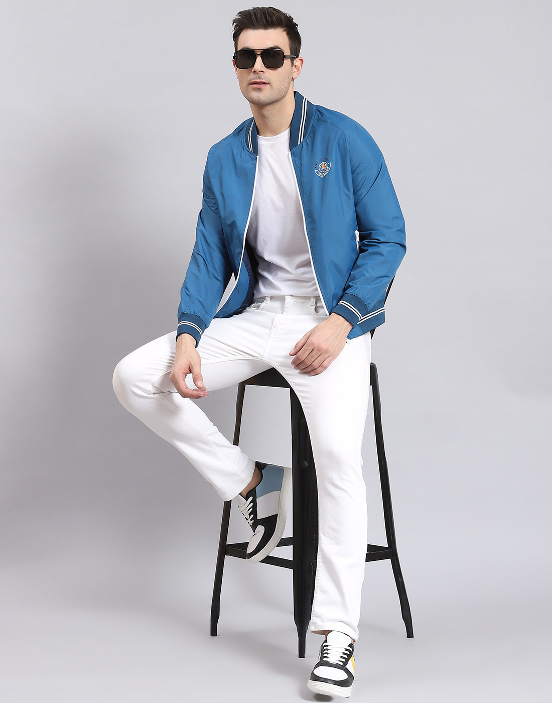 Men Blue Solid Mandarin Collar Full Sleeve Jacket