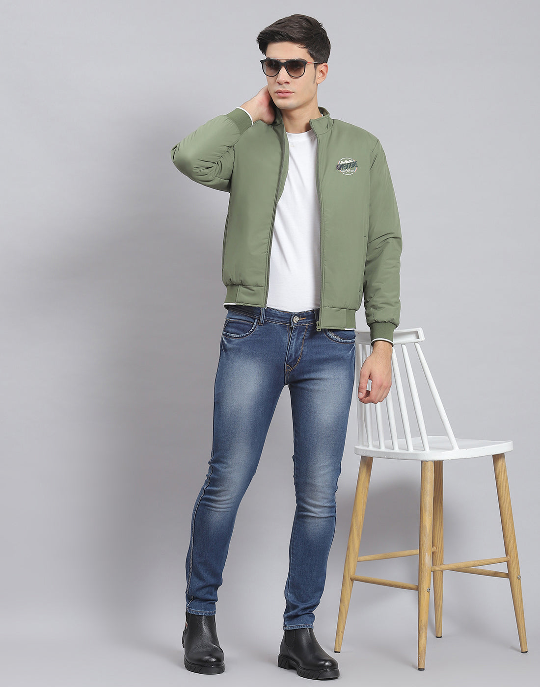 Men Green Solid Stand Collar Full Sleeve Jacket