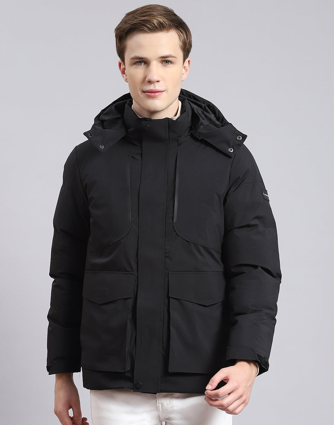 Men Black Solid Hooded Full Sleeve Jacket