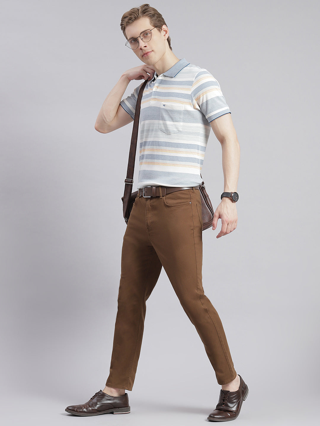 Men Off White Stripe Collar Half Sleeve T-Shirts