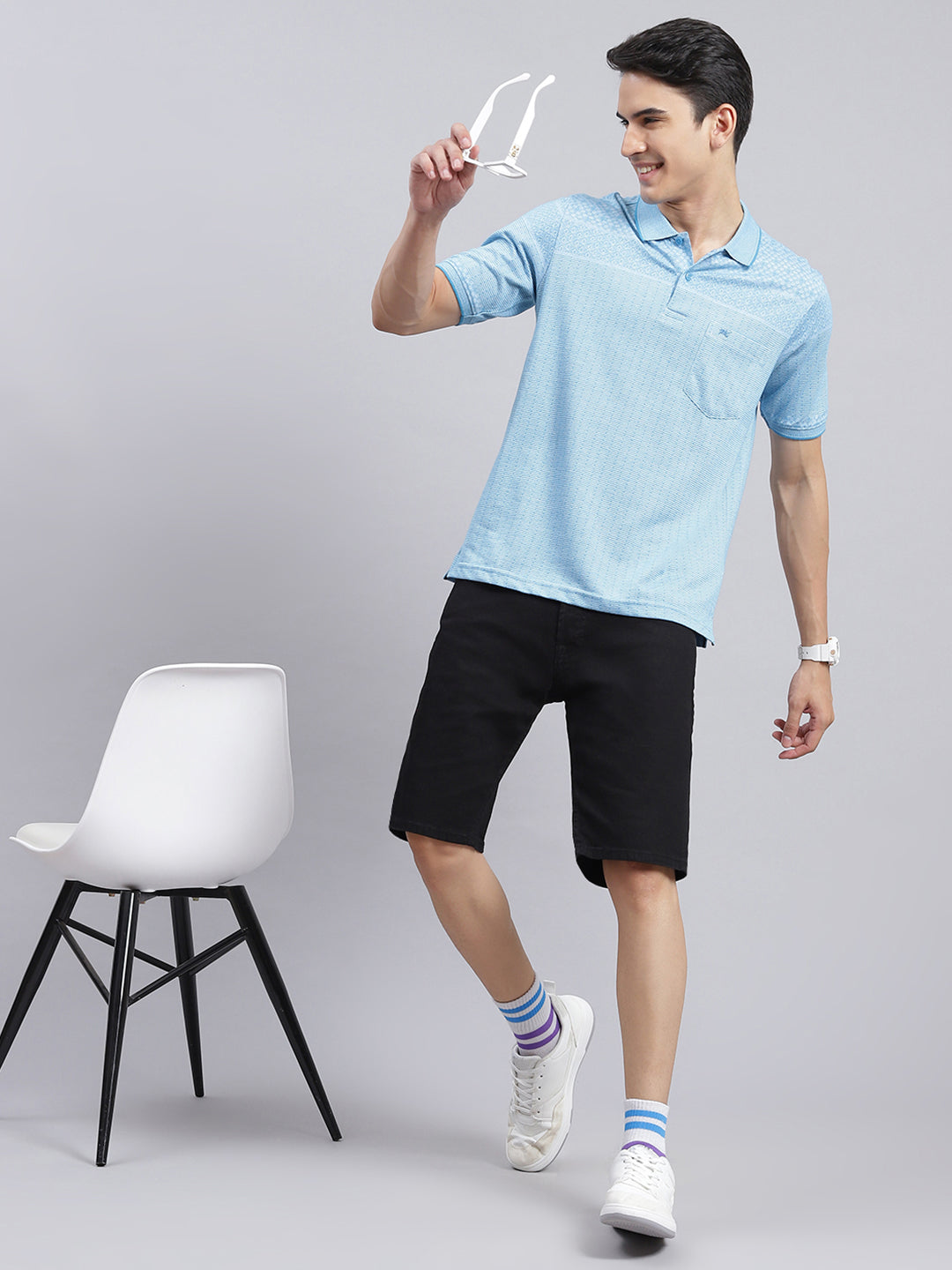 Men Blue Jaquard Cotton Blend T-Shirt