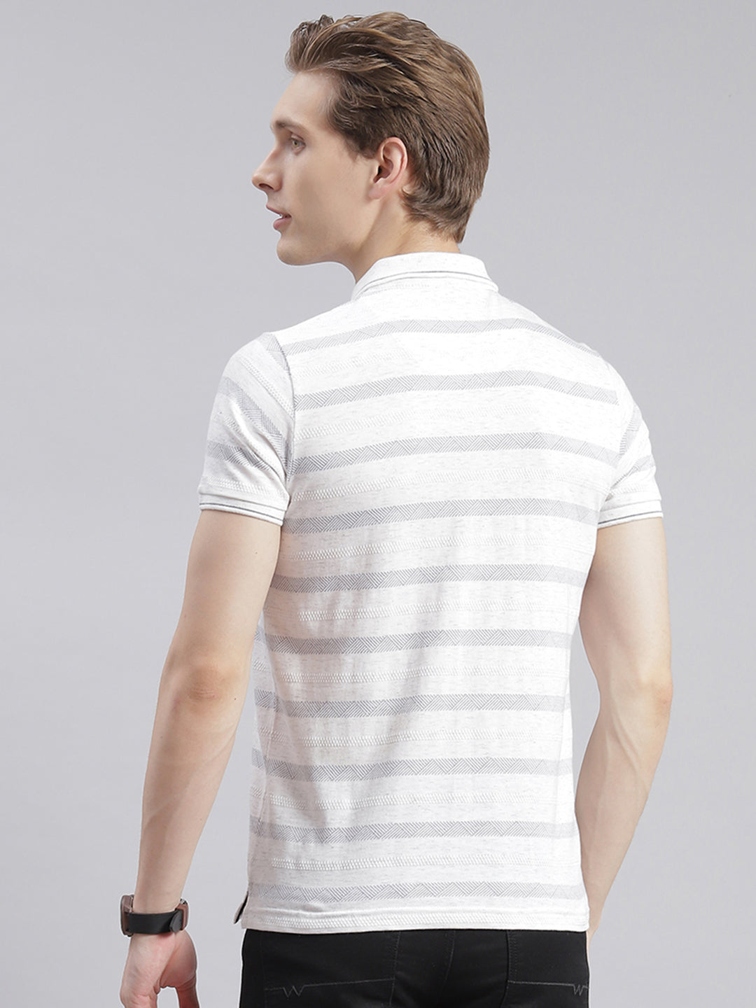 Men Off White Stripe Collar Half Sleeve T-Shirts