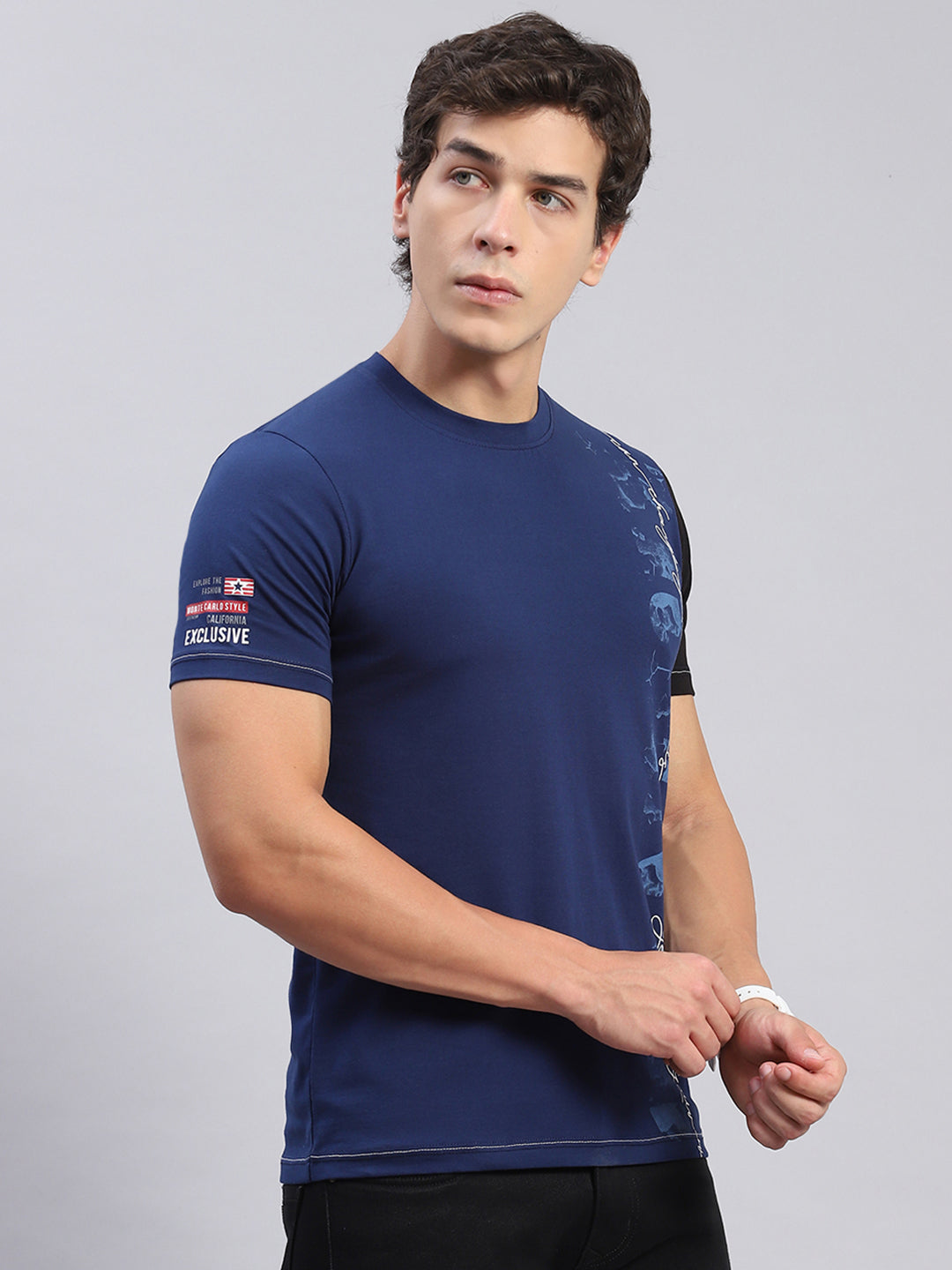 Men Blue Printed Round Neck Half Sleeve T-Shirts