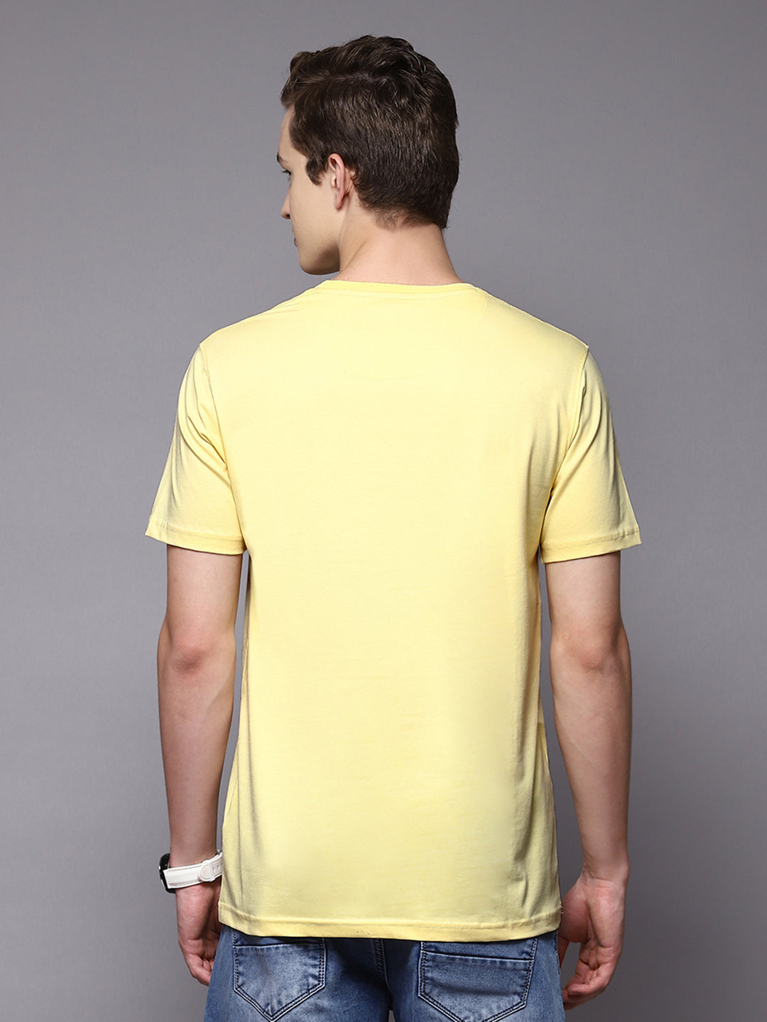 Men Yellow Printed Round Neck Half Sleeve T-Shirts