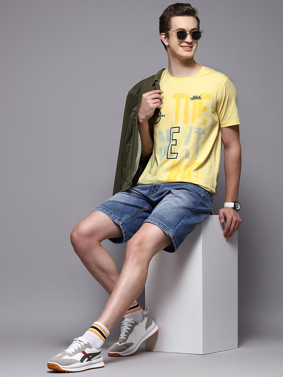 Men Yellow Printed Round Neck Half Sleeve T-Shirts