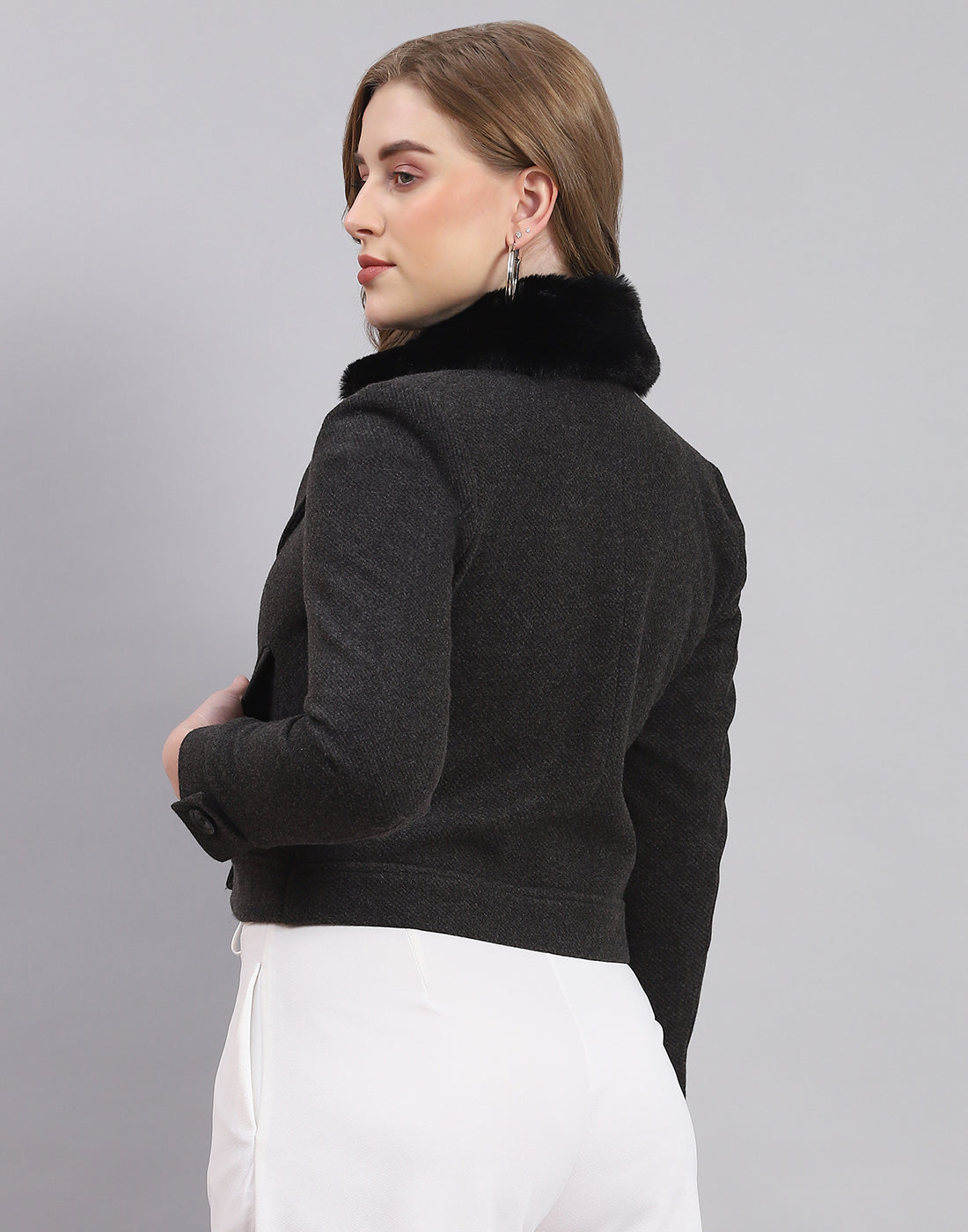 Women Black Solid Lapel Collar Full Sleeve Coat