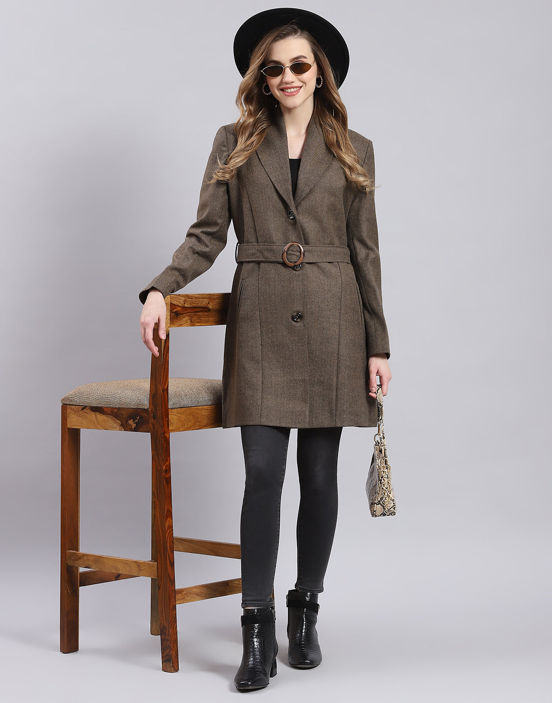 Women Brown Solid Lapel Collar Full Sleeve Coat