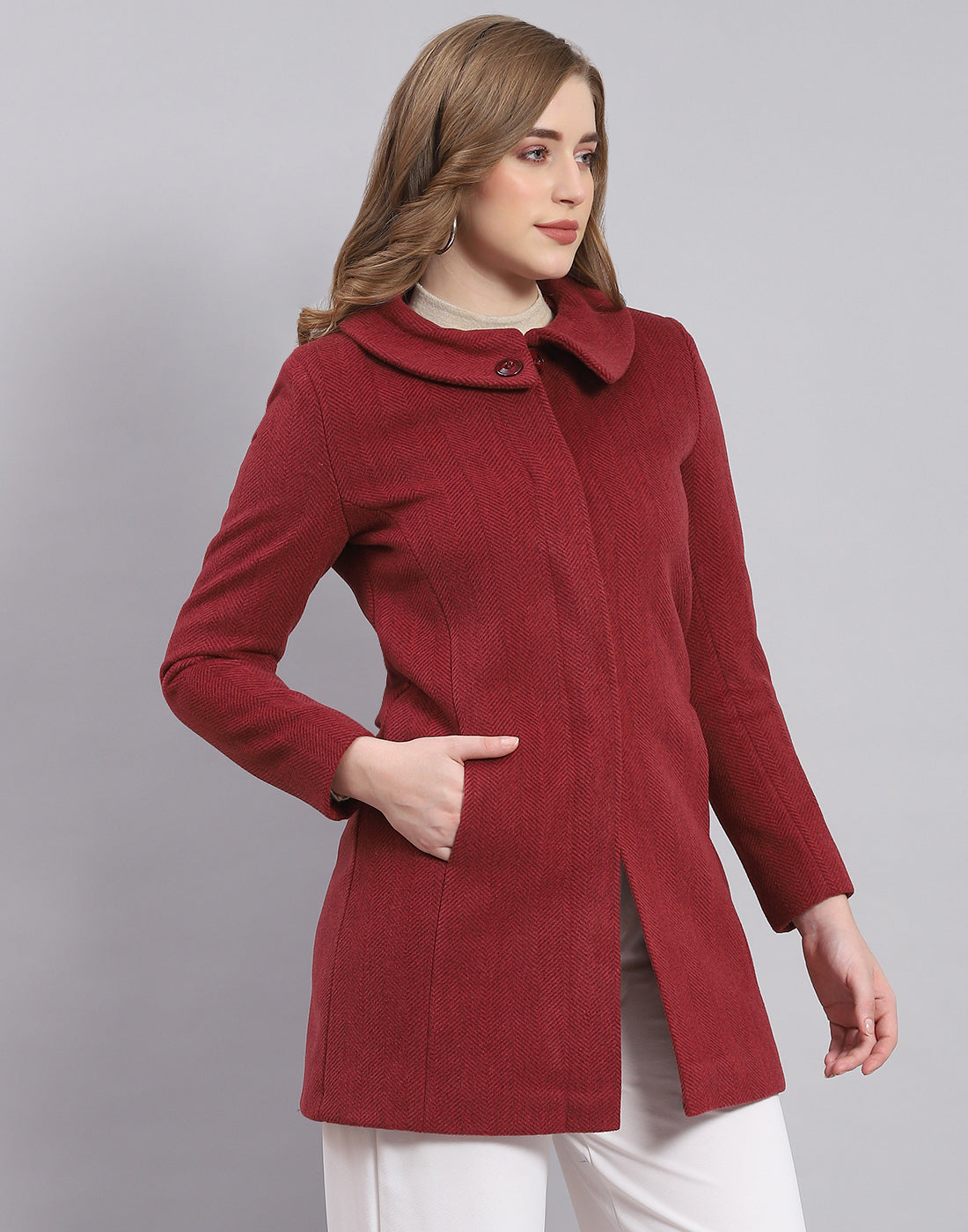 Women Maroon Solid Collar Full Sleeve Coat