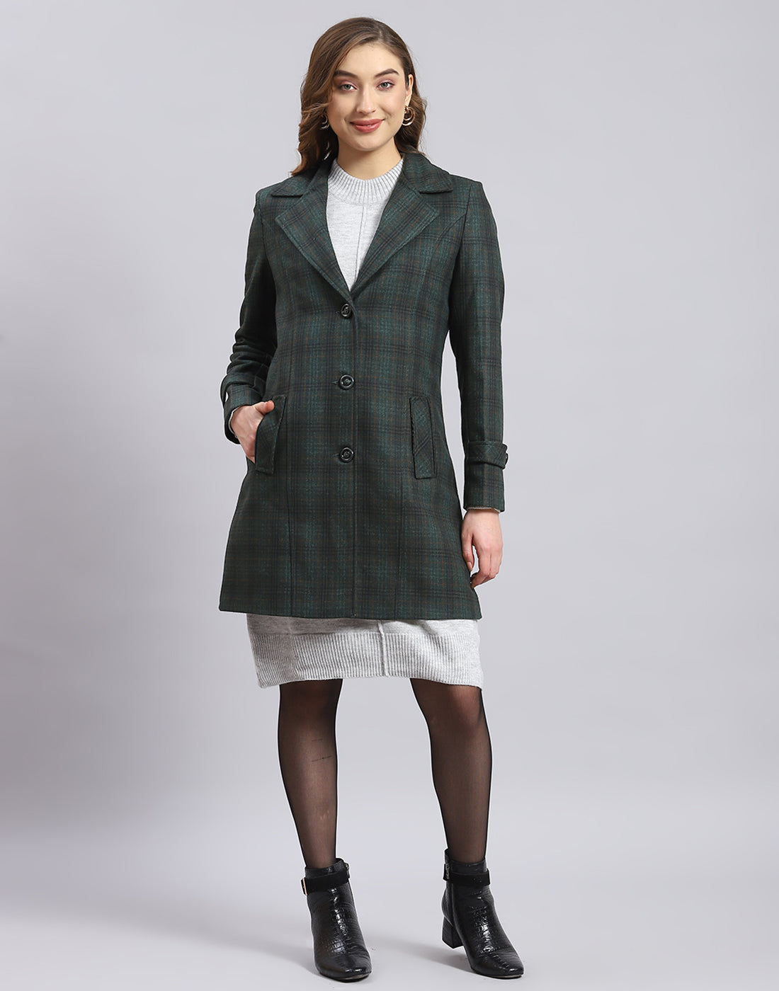 Women Green Check Lapel Collar Full Sleeve Coat