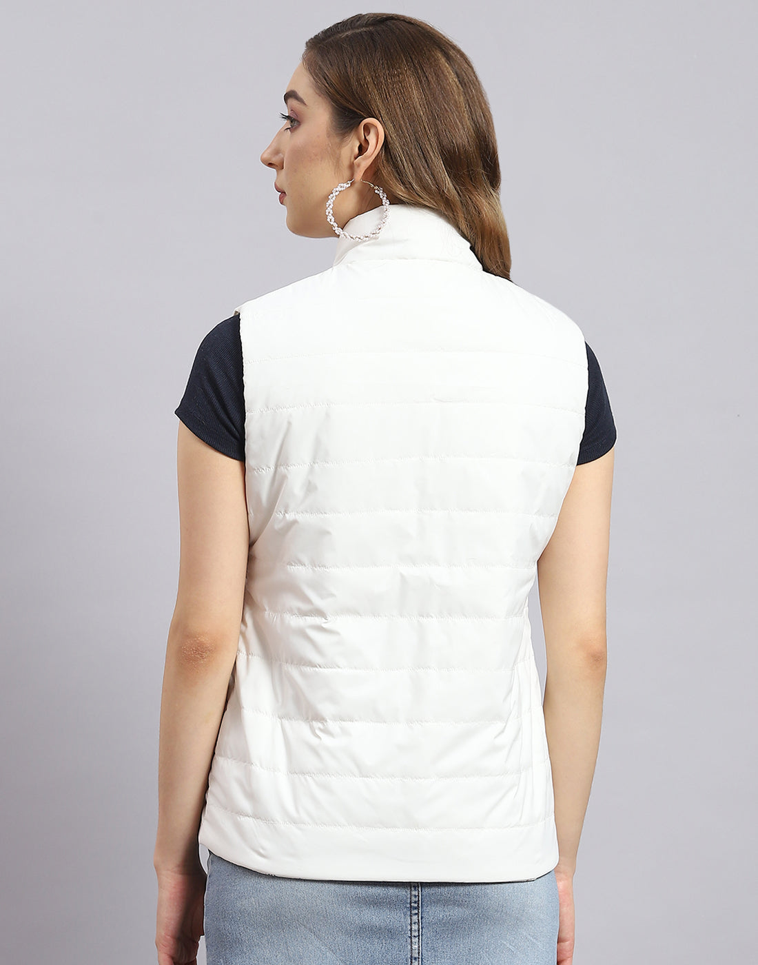 Women Off White Printed Stand Collar Sleeveless Jacket