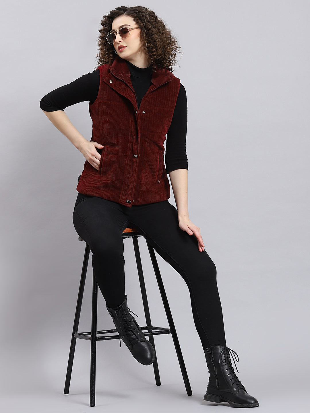 Women Maroon Solid Stand Collar Sleeveless Jacket