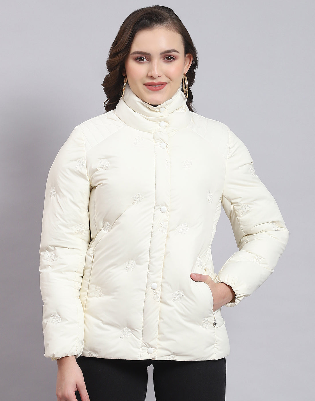 Women Off White Solid Stand Collar Full Sleeve Jacket