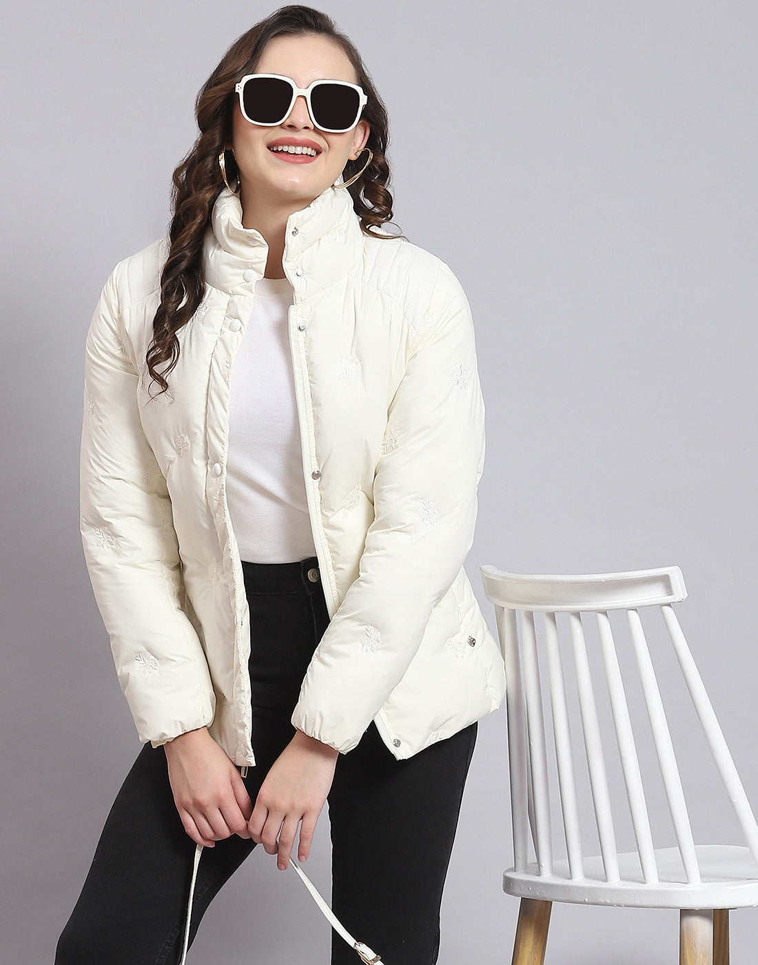 Women Off White Solid Stand Collar Full Sleeve Jacket
