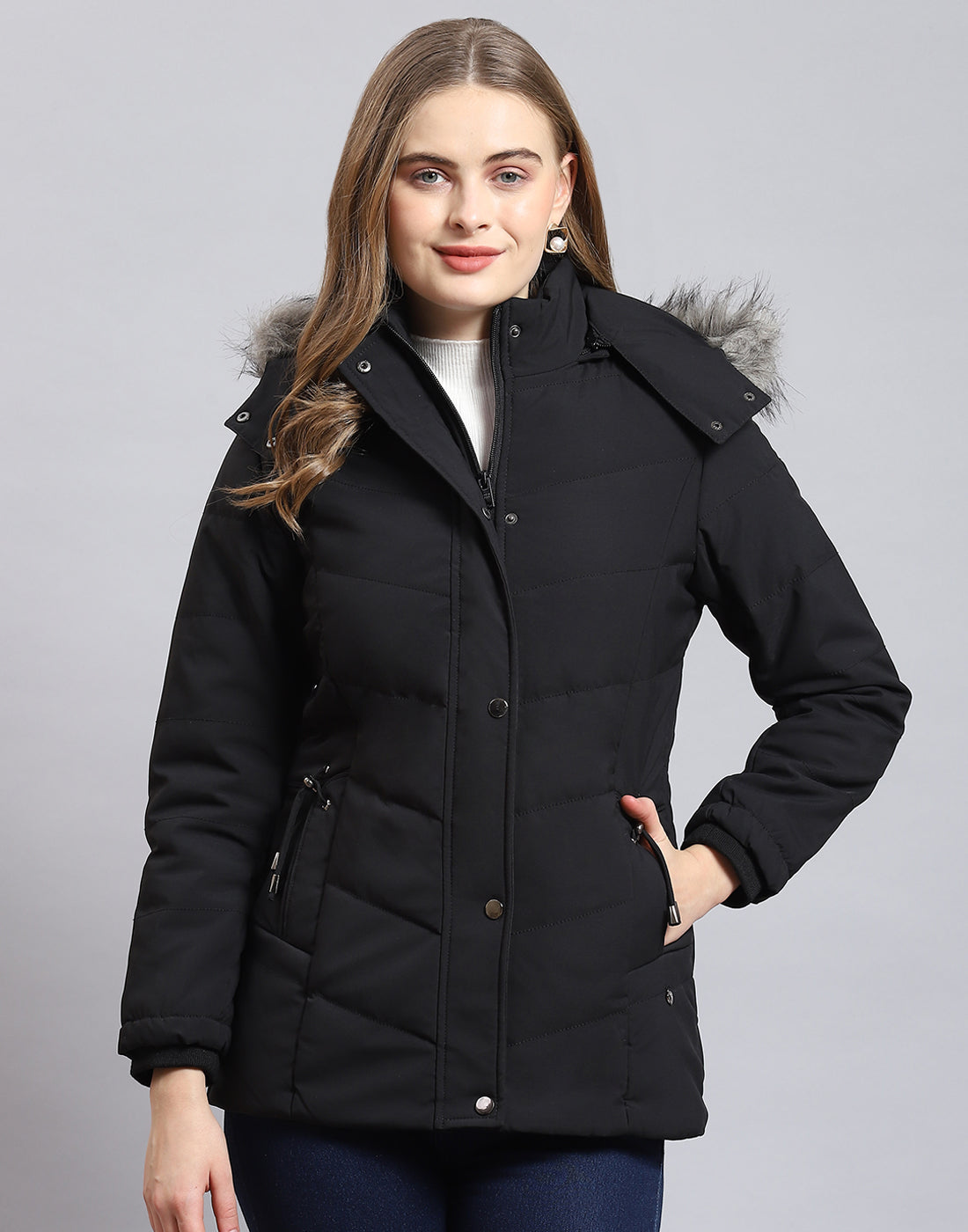 Women Black Solid Hooded Full Sleeve Jacket