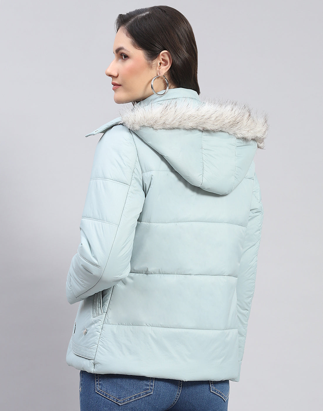 Women Green Solid Hooded Full Sleeve Jacket