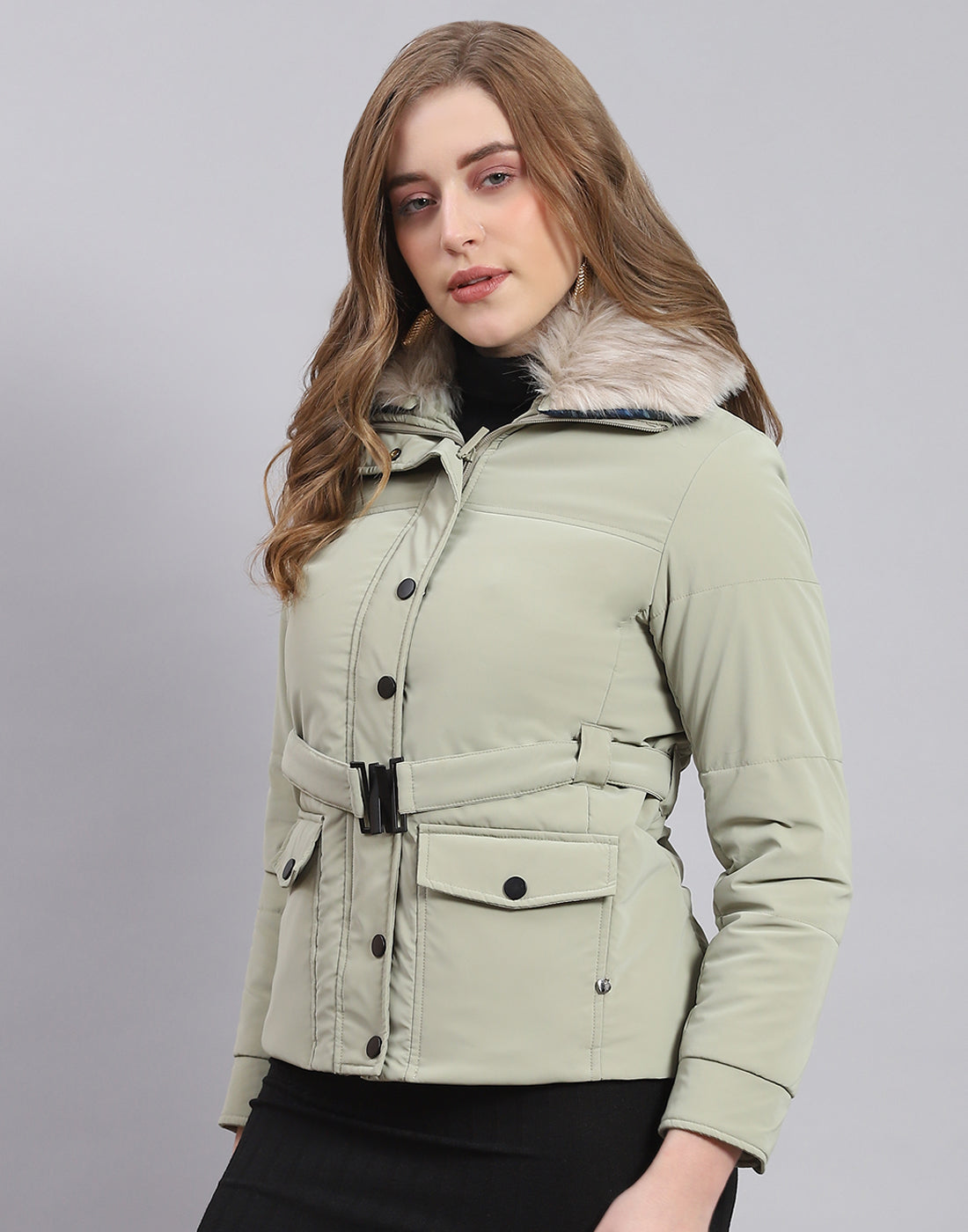 Women Green Solid Stand Collar Full Sleeve Jacket