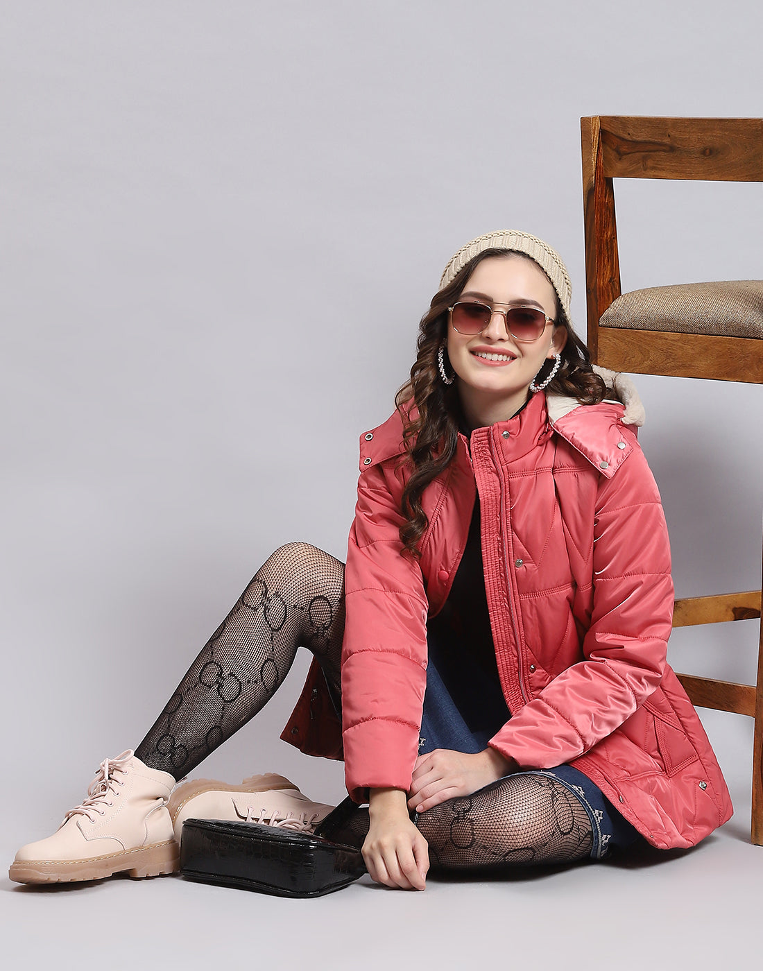Buy Women Pink Solid Hooded Full Sleeve Jacket Online in India - Monte Carlo