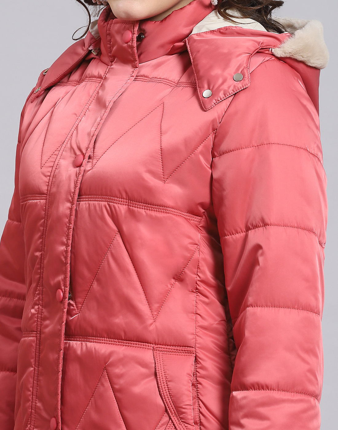 Women Pink Solid Hooded Full Sleeve Jacket