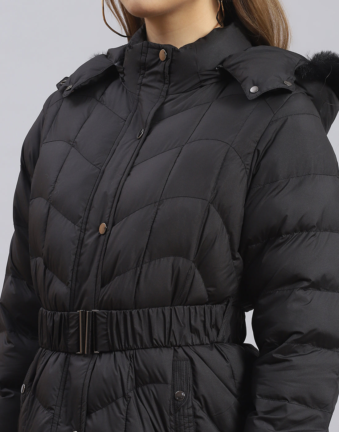 Women Black Solid Hooded Full Sleeve Jacket