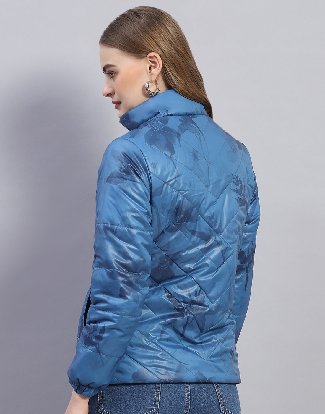 Women Navy Blue Solid Stand Collar Full Sleeve Jacket