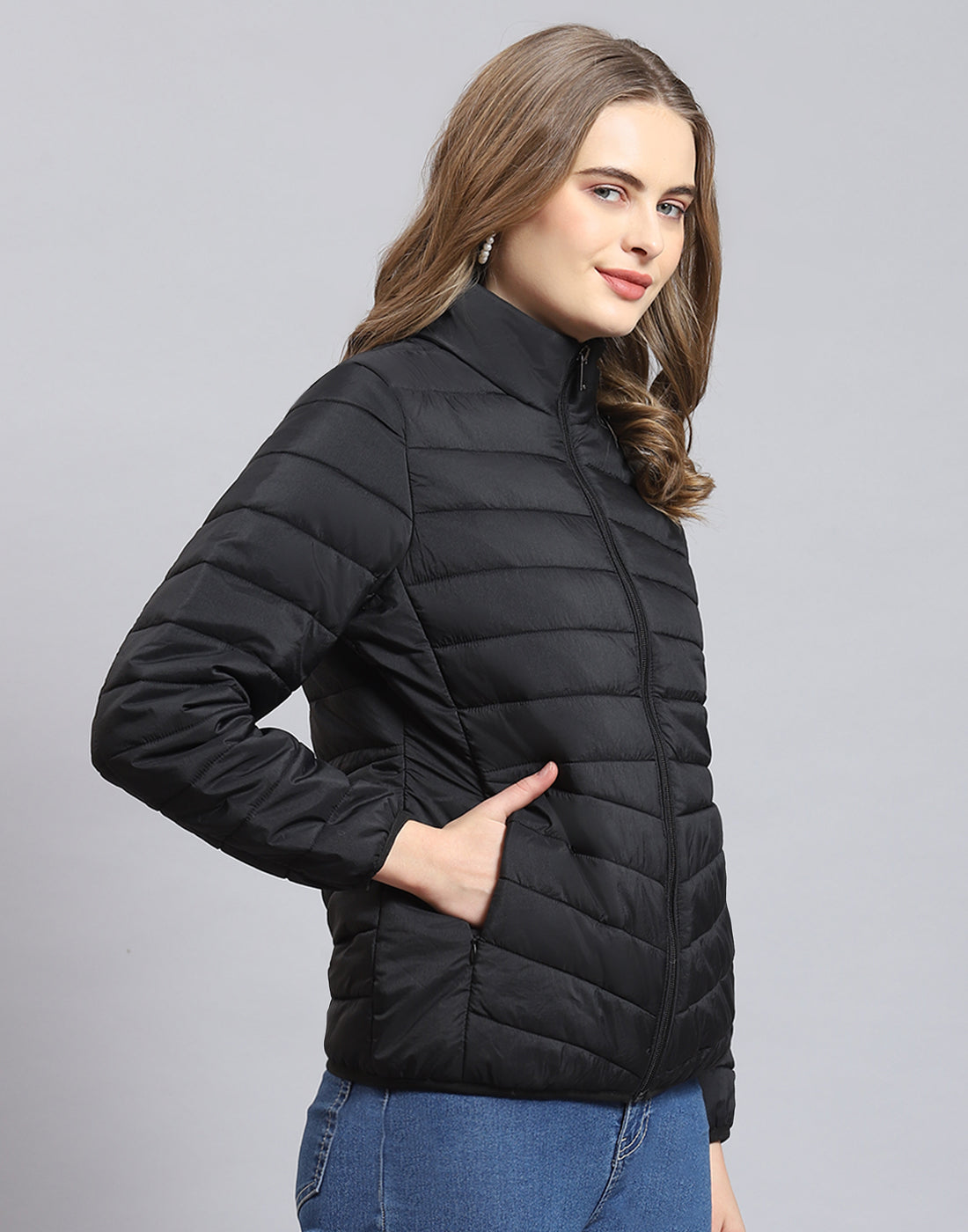 Pack it, style it, slay it, Women Black Packable Full Sleeve Jacket