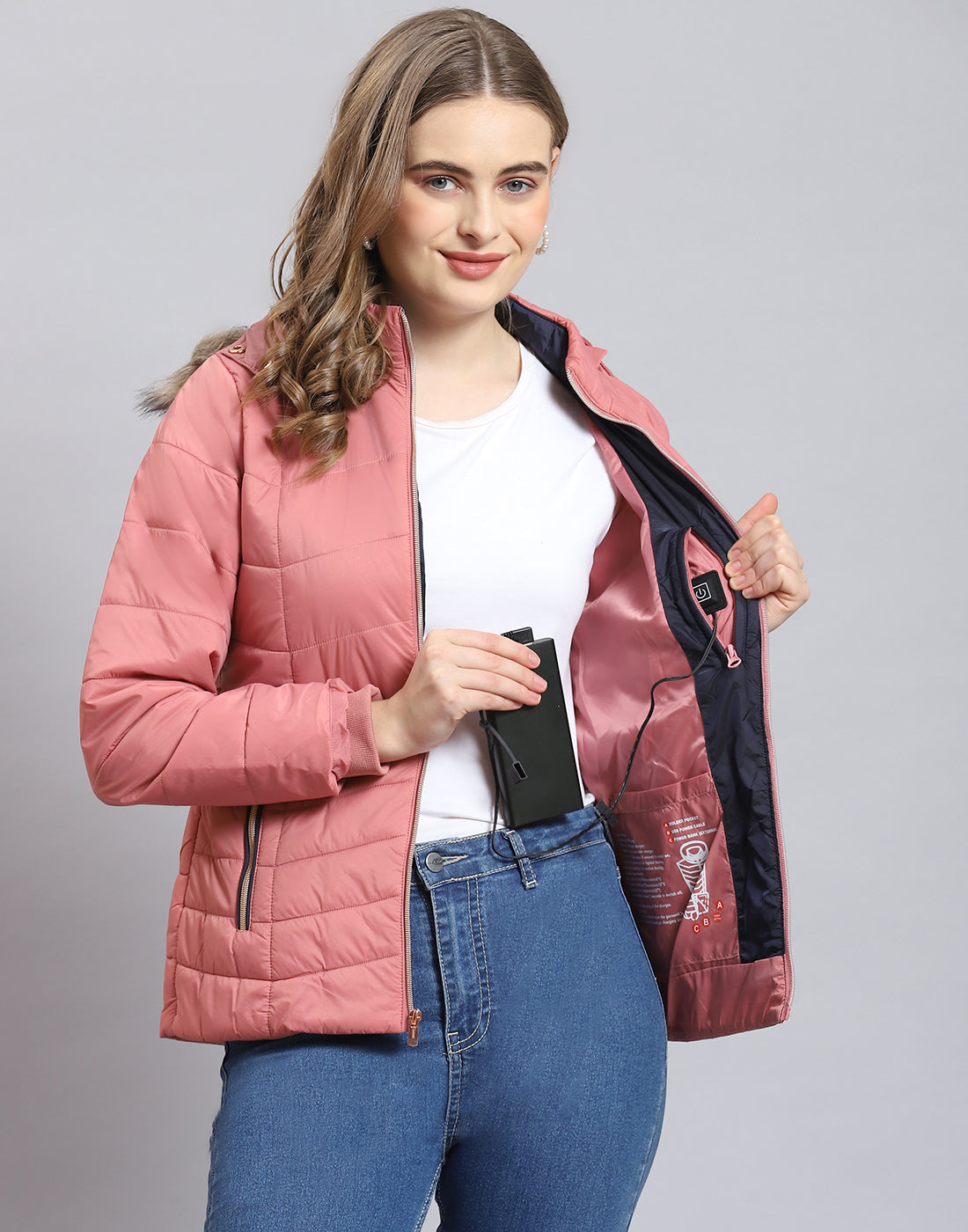 Women Pink Solid Hooded Full Sleeve Heating Jacket