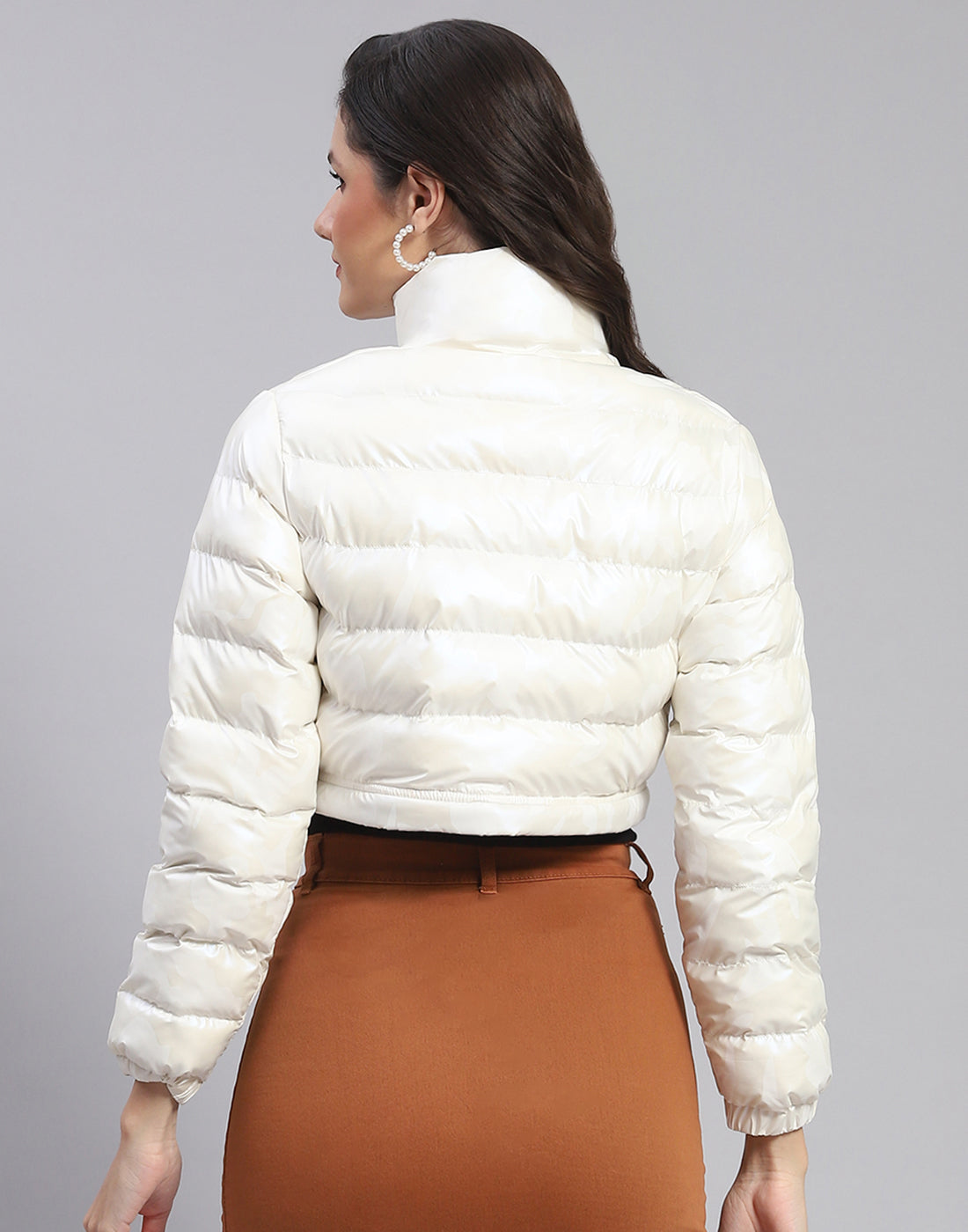 Women Off White Solid Stand Collar Full Sleeve Jacket