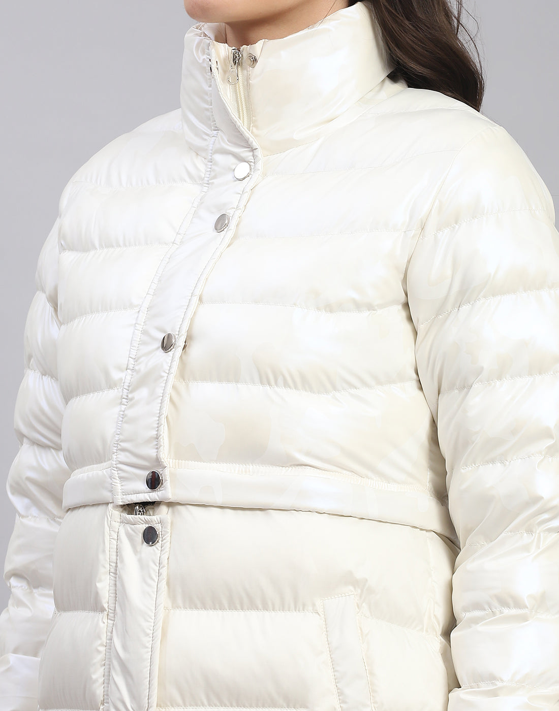 Women Off White Solid Stand Collar Full Sleeve Jacket