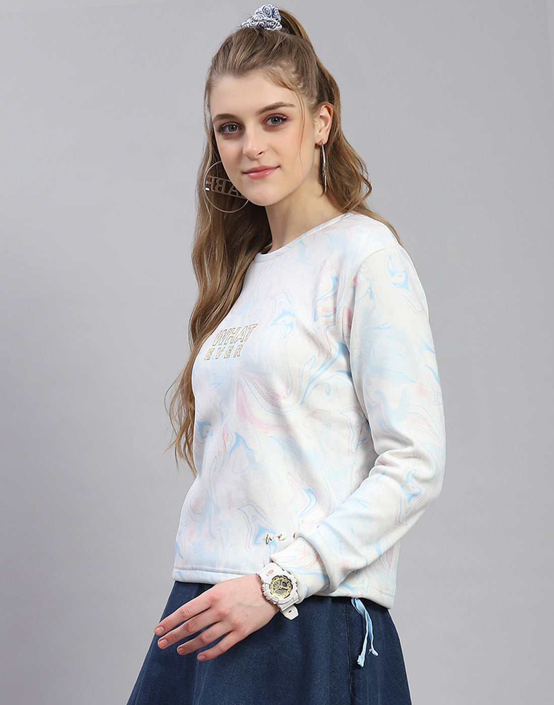 Women Turquoise Blue Printed Round Neck Full Sleeve Sweatshirt