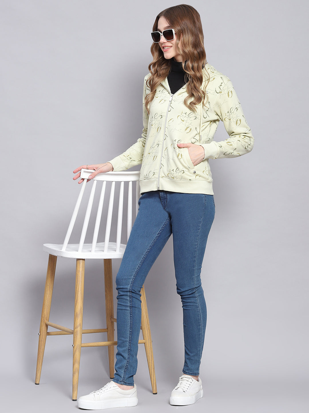 Women Green Printed Hooded Full Sleeve Sweatshirts