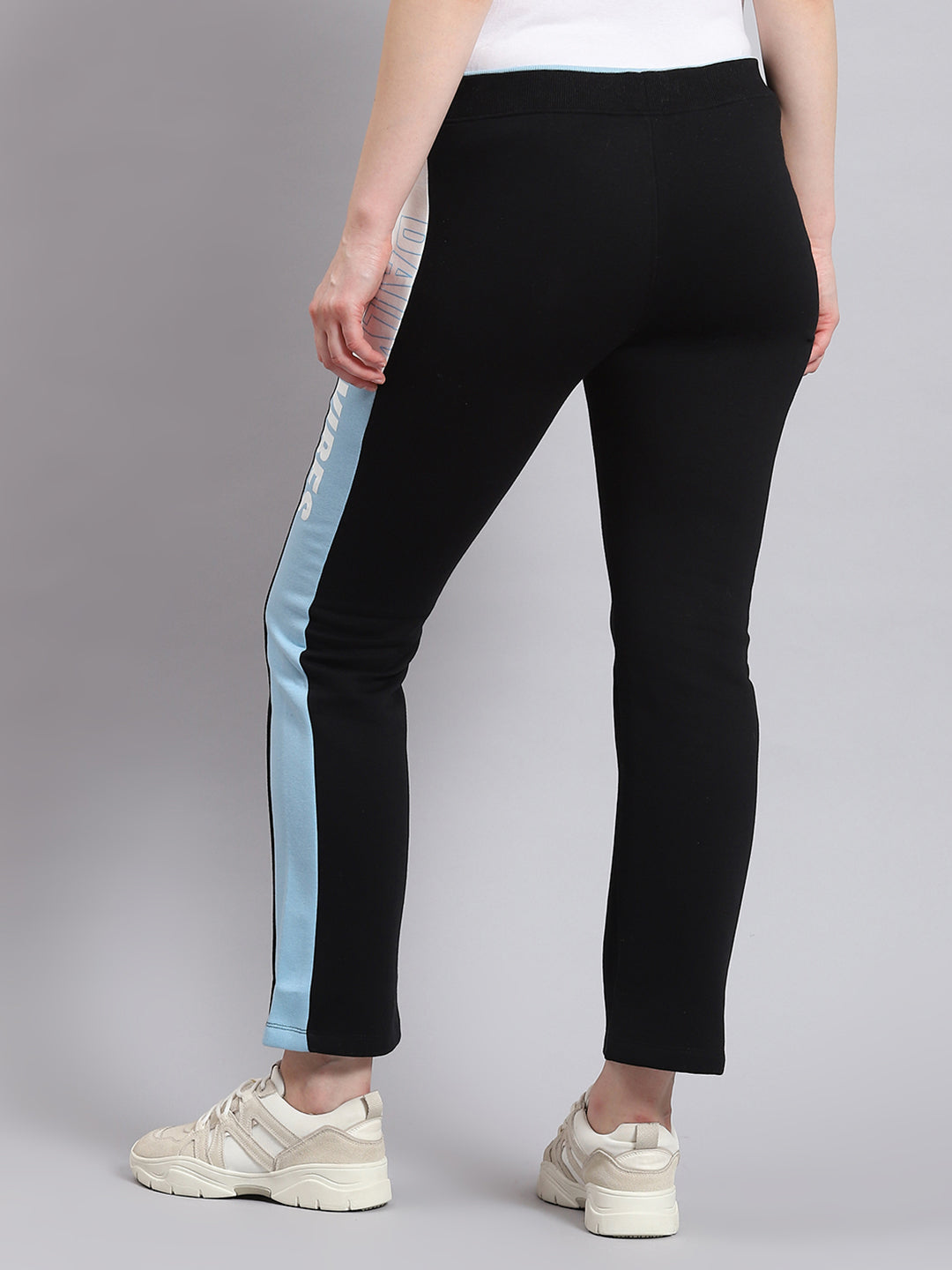 Women Black Printed Regular Fit Winter Lower