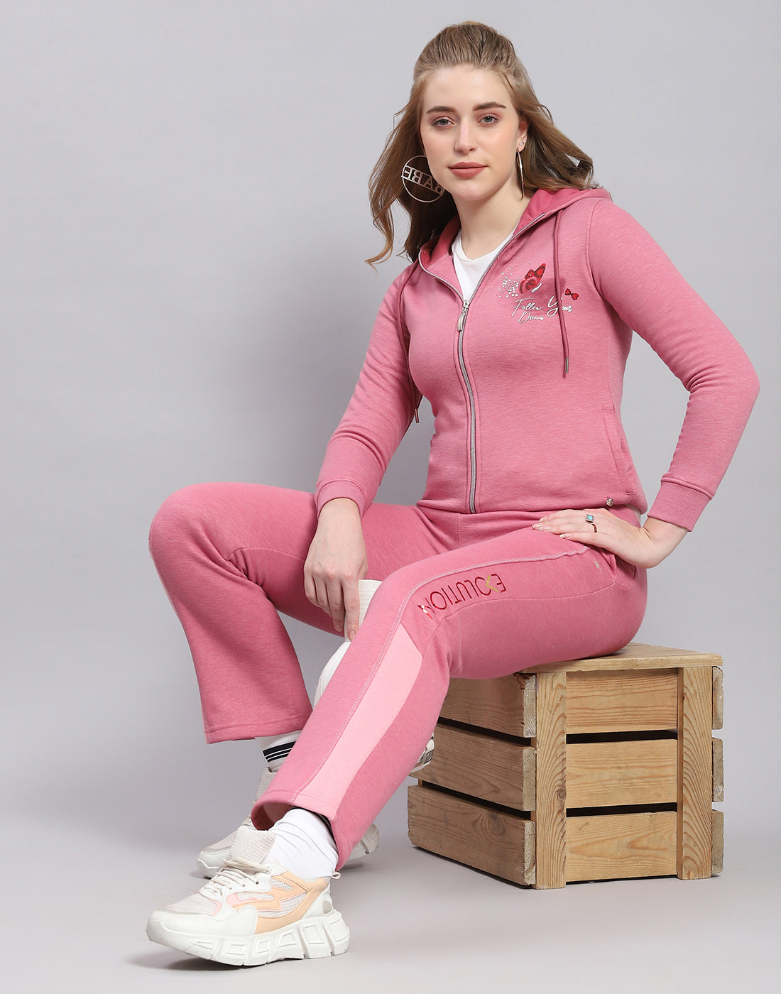 Women Peach Solid Regular Fit Winter Lower