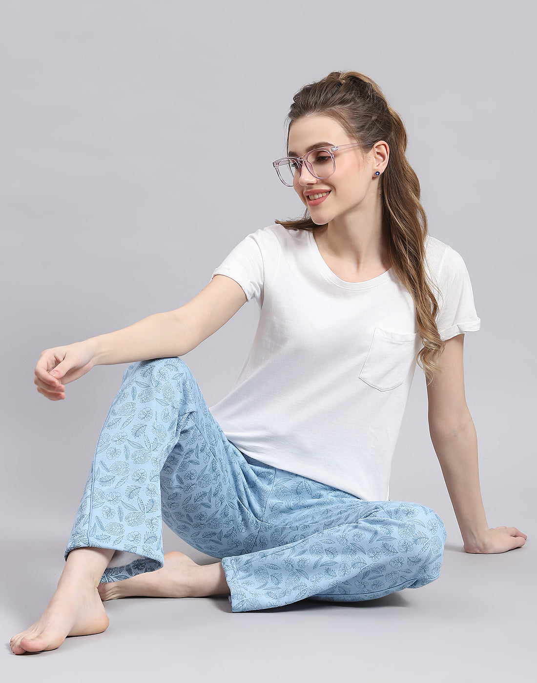 Women Blue Printed Regular Fit Winter Lower