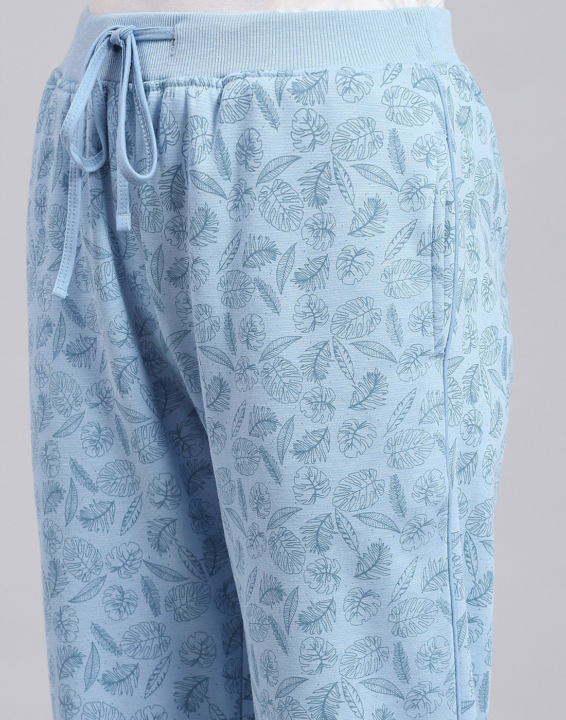 Women Blue Printed Regular Fit Winter Lower