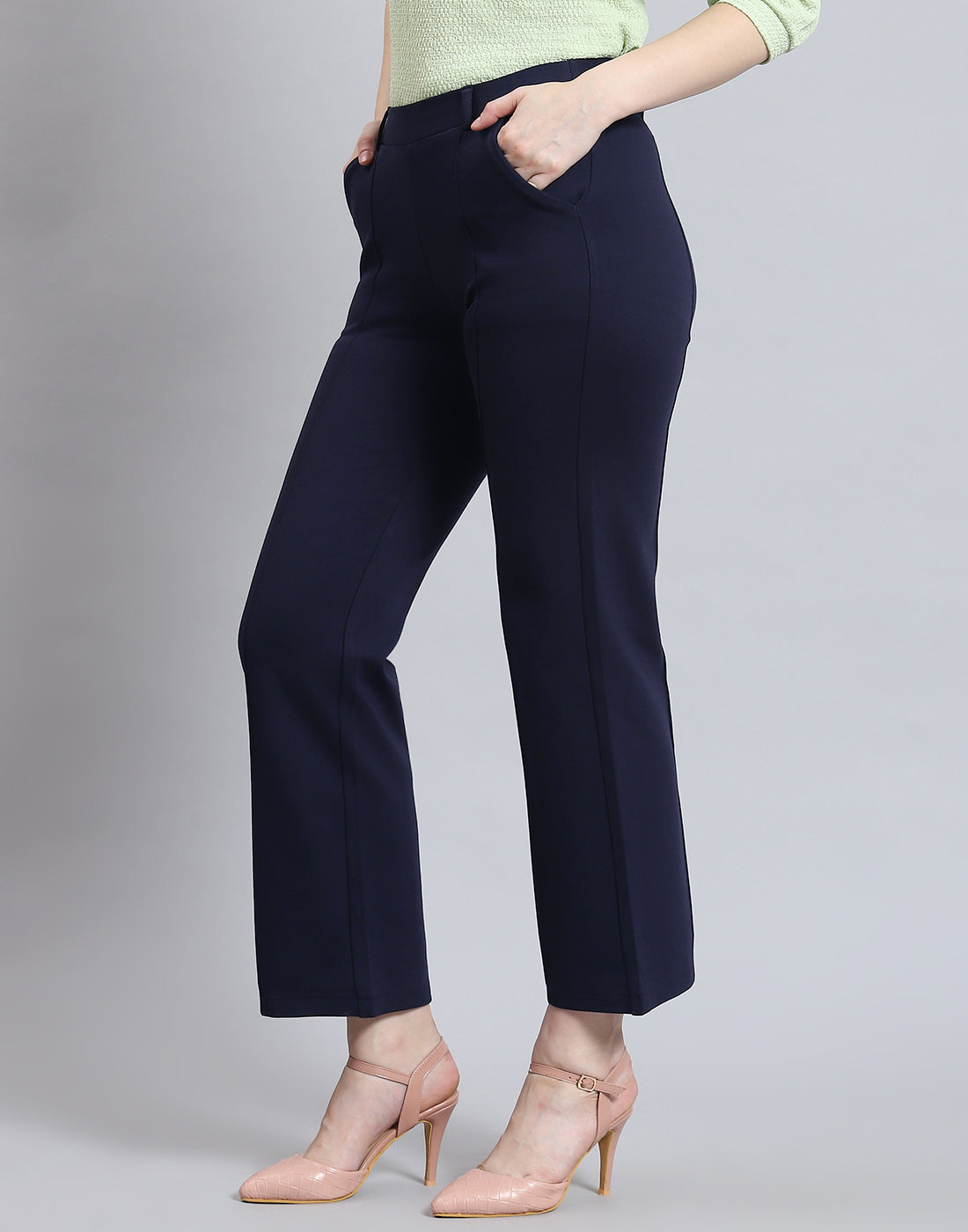 Women Navy Blue Solid Regular Fit Jegging