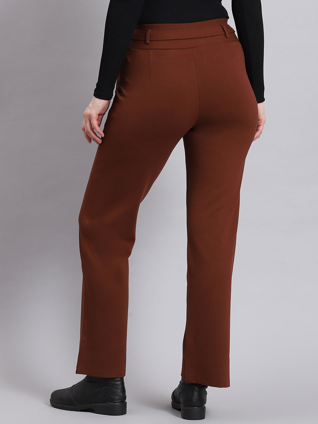 Women Brown Solid Regular Fit Jegging