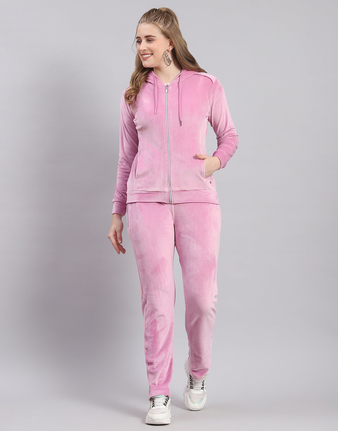 Women Pink Solid Hooded Full Sleeve Tracksuit