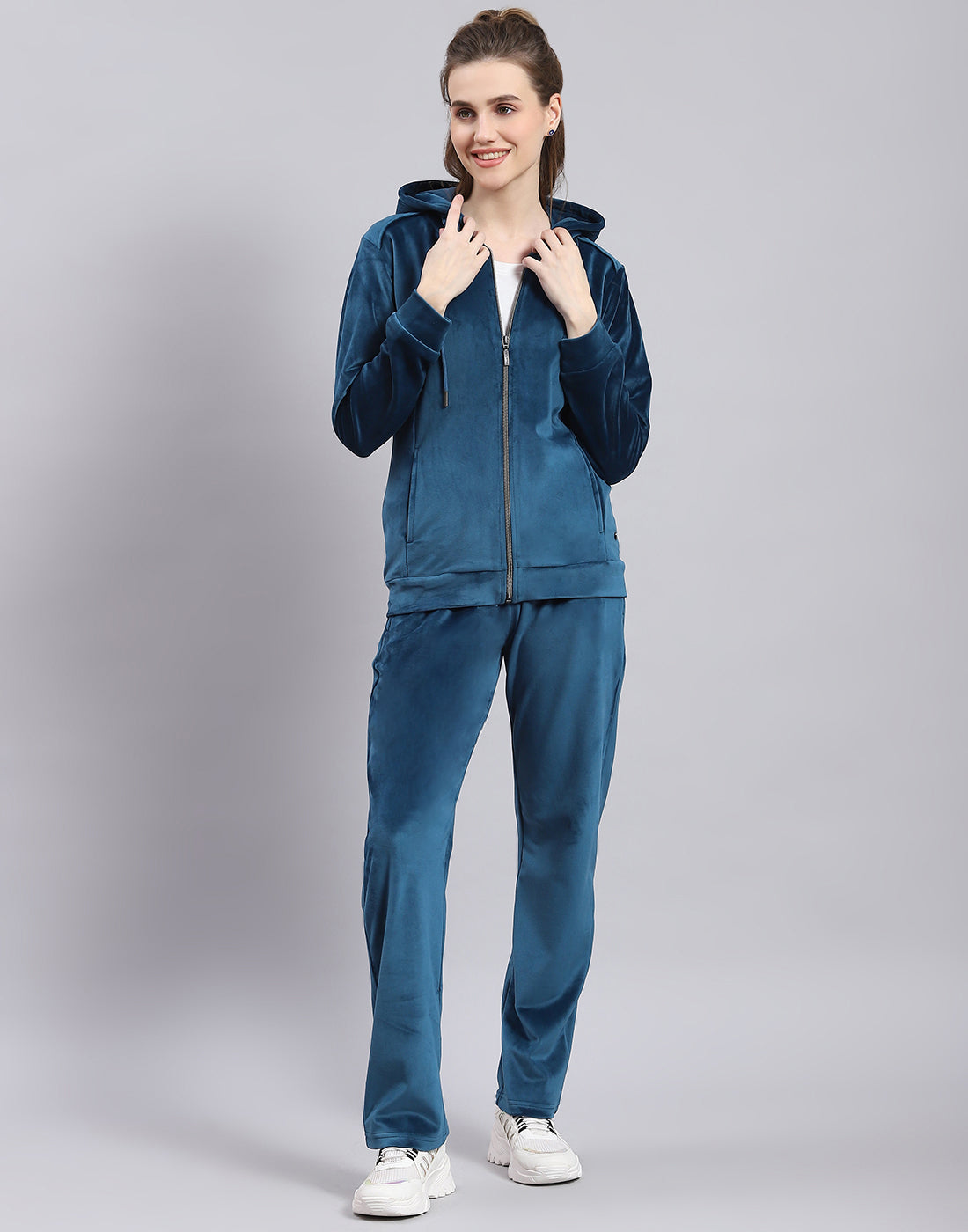 Women Teal Blue Solid Hooded Full Sleeve Tracksuit