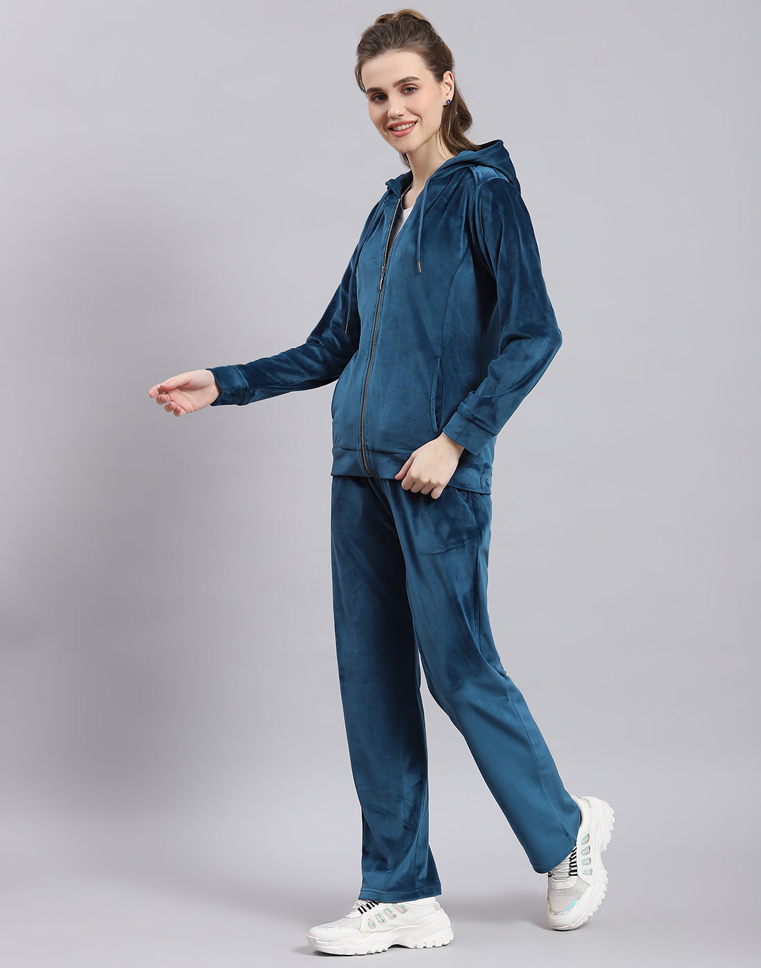Women Teal Blue Solid Hooded Full Sleeve Tracksuit