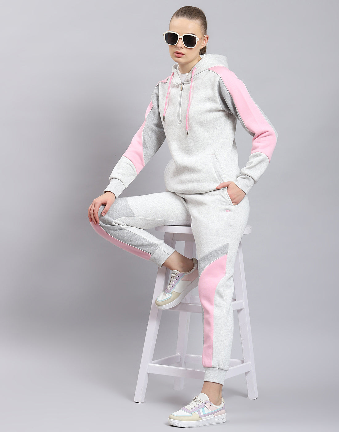 Women Grey Melange Solid Hooded Full Sleeve Tracksuit