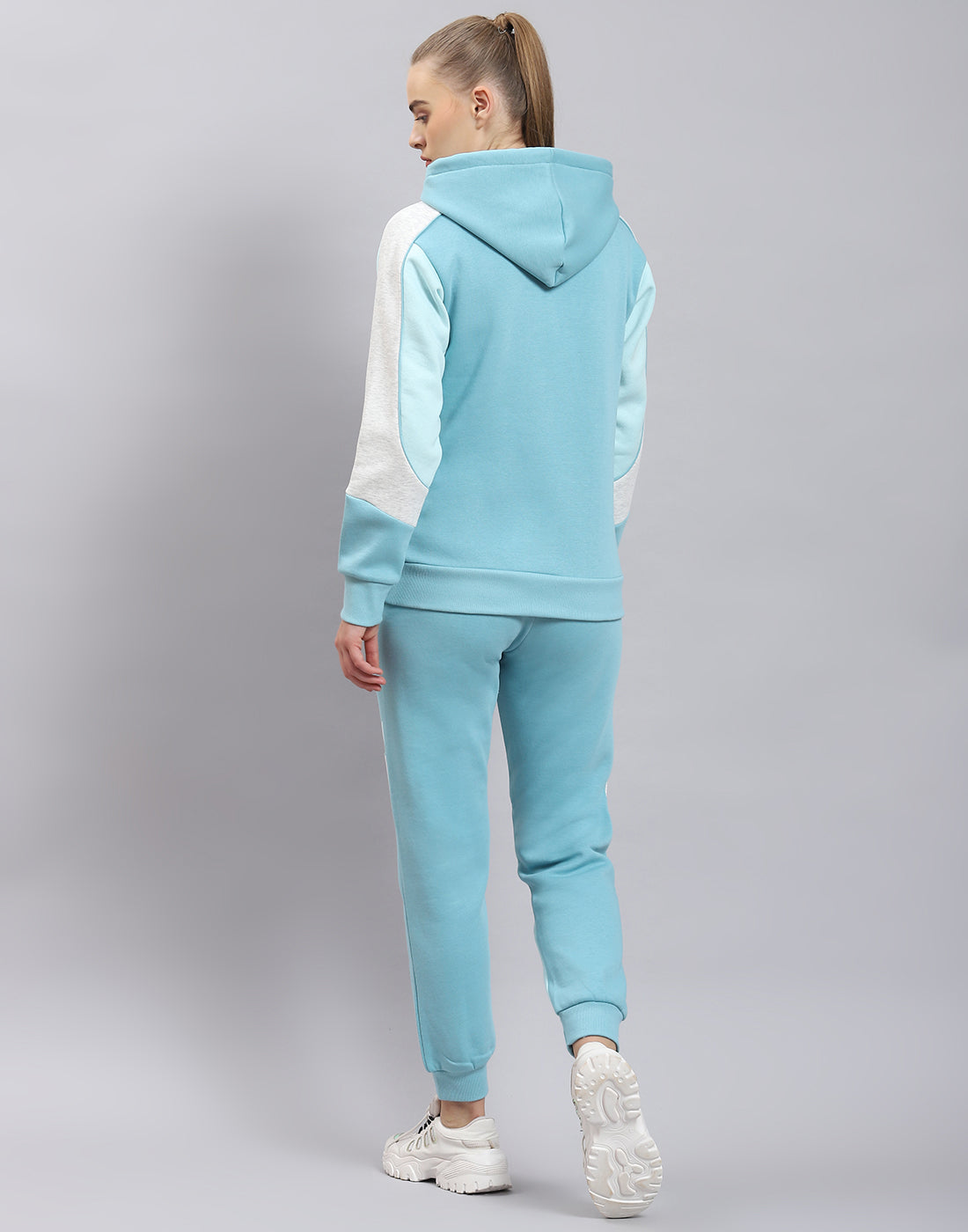 Women Turquoise Blue Solid Hooded Full Sleeve Tracksuit