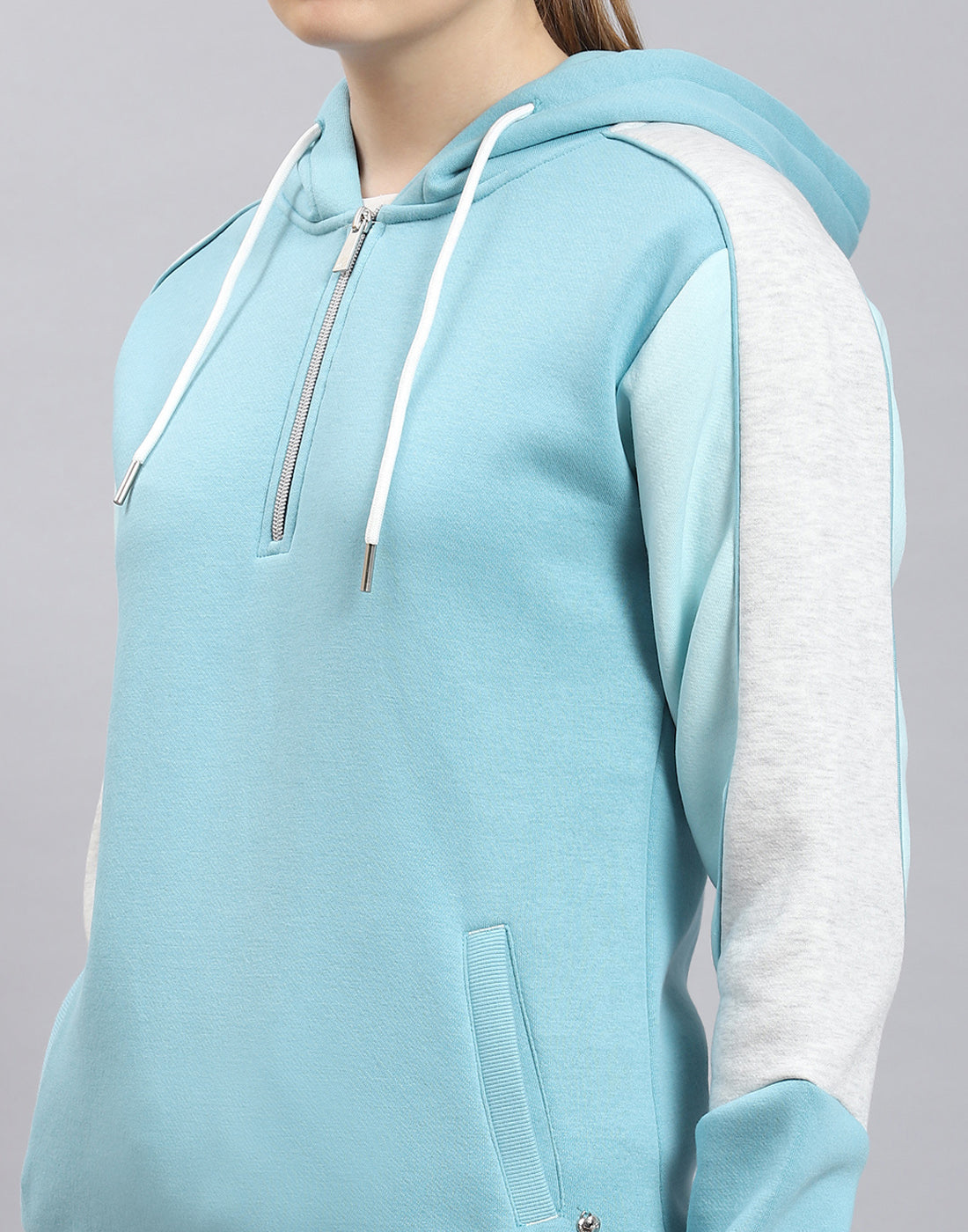 Women Turquoise Blue Solid Hooded Full Sleeve Tracksuit