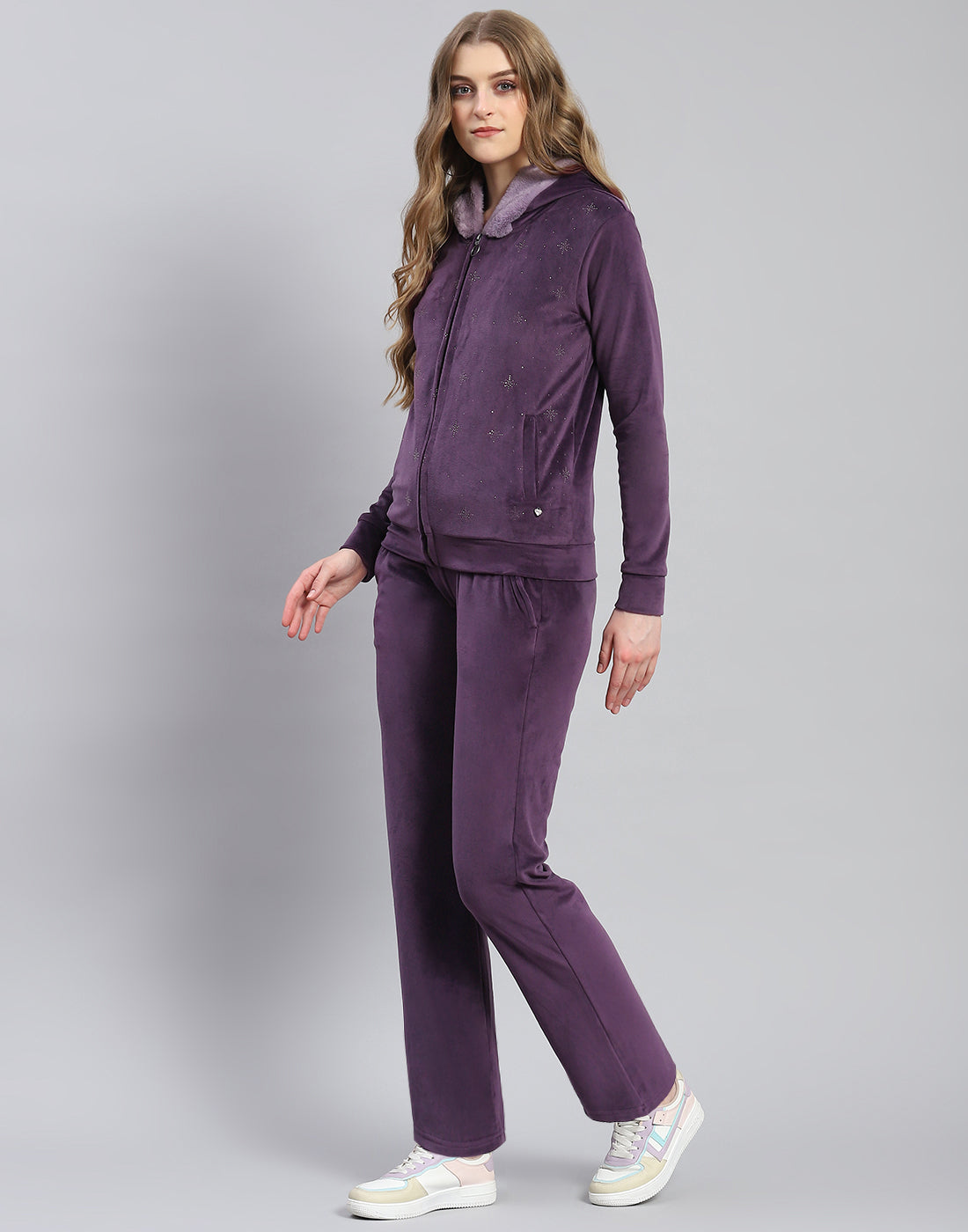 Women Purple Solid Hooded Full Sleeve Tracksuit
